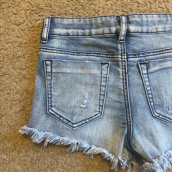 Indigo Rein Blue Denim Distressed Jean Shorts, Size 3 - Picture 11 of 13